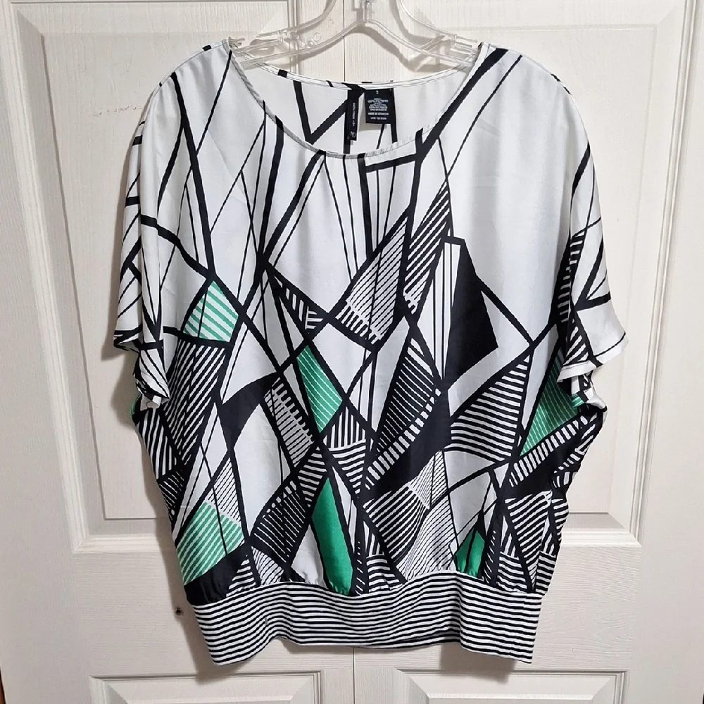 New Directions Black White Green Geometric Blouse-S